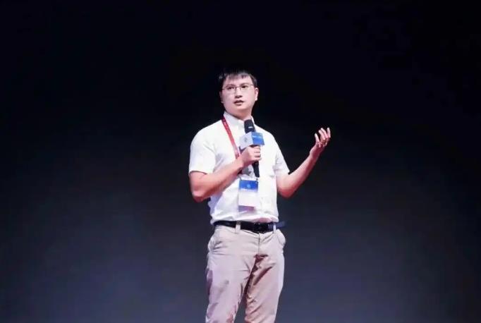 突破瓶颈!我国成功研制新型芯片