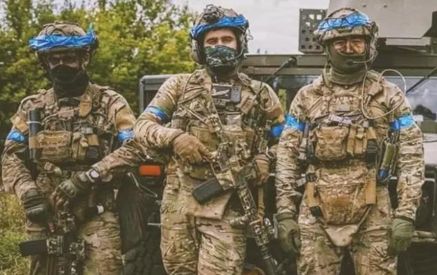 法军变雇佣兵增援乌克兰!马克龙知道普京的厉害,先留好了退路?