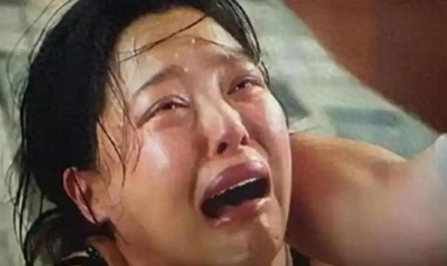 陪玩陪睡不算啥!继关晓彤风波后,岳云鹏再曝潜规则,阴暗面曝光