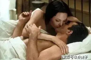 9部必看高分大尺度电影佳作,让你的时间超值,值得熬夜观看